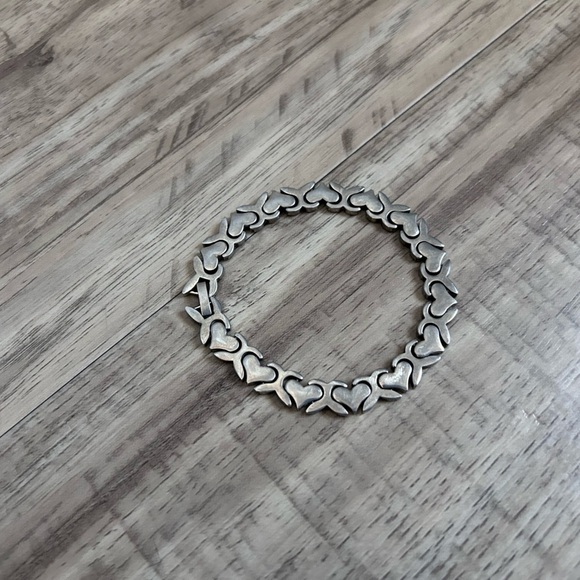 Jewelry - Vintage 925 sterling silver heart link bracelet fold-over locking clasp 26g